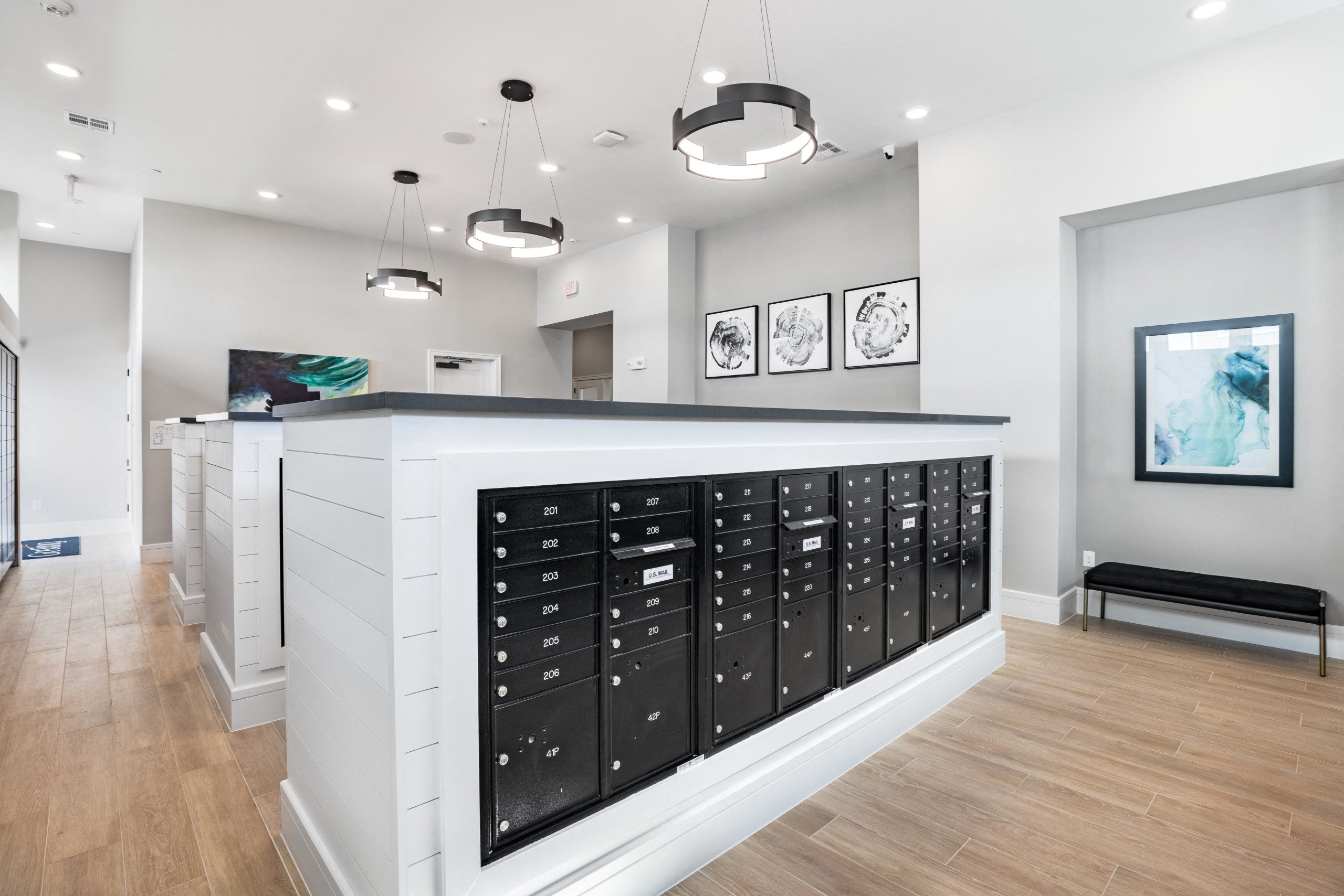 package room for Allora Gosling